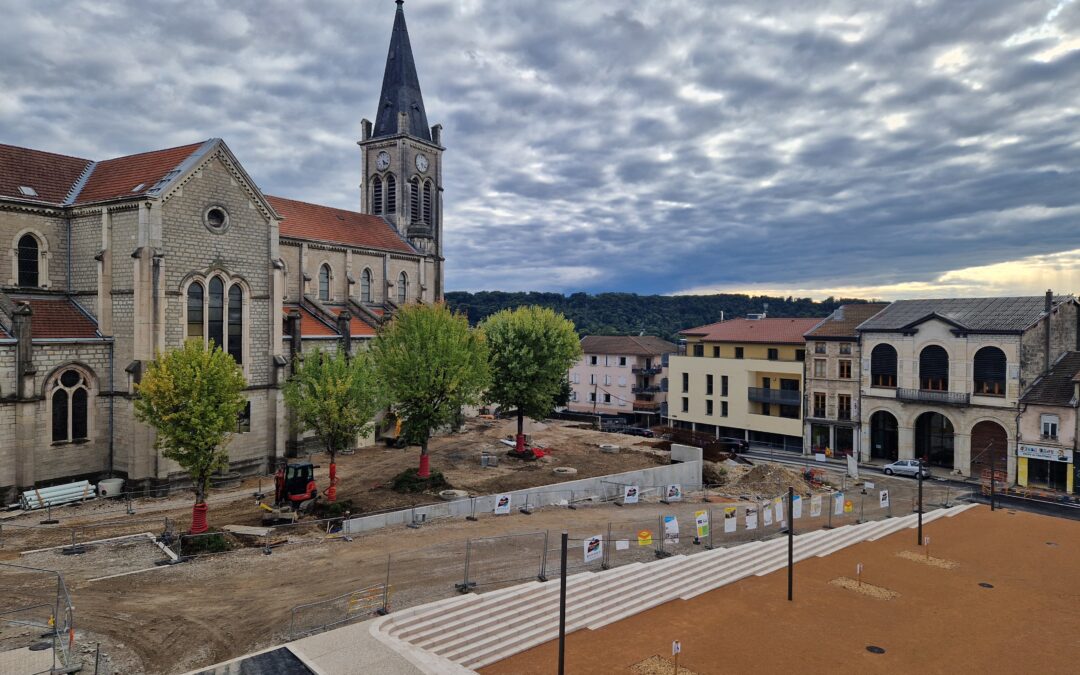 Les travaux d’aménagement de la place Robert Marcelpoil se poursuivent !